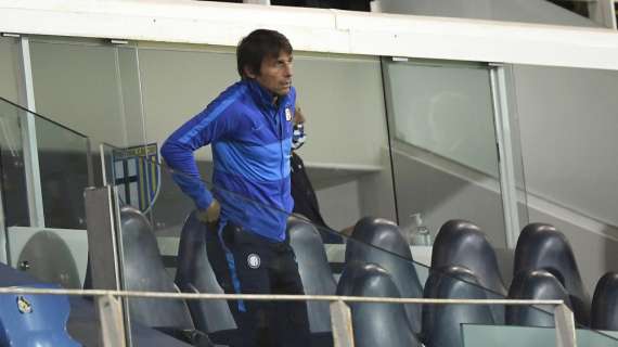Il Parma-Inter di Antonio Conte: un leone in gabbia sulle tribune del Tardini