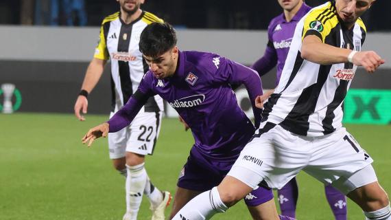 Biraghi in tribuna, Parisi in campo e in forma. Fiorentina, il messaggio di Palladino