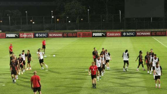 Milan, le ultime da Singapore: Allegri prova Leao punta e Tomori come terzino adattato