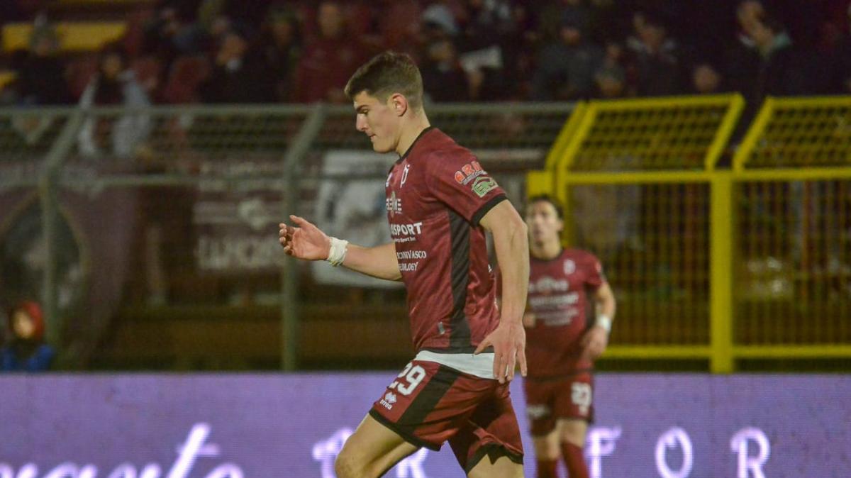 Il progetto e la presenza di Bonera in panchina. Così Moretti ha firmato per la Pro Vercelli