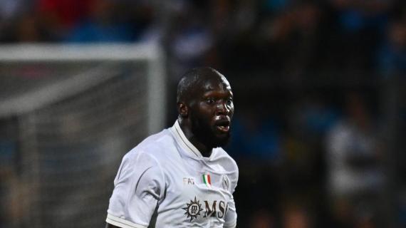 Napoli, infortunio per Lukaku: l'attaccante costretto al cambio per un problema muscolare