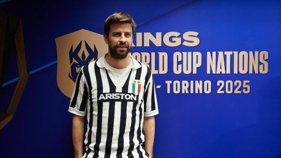 Piqué diventa... bianconero: maglia vintage della Juve alla finale del Mondiale della Kings