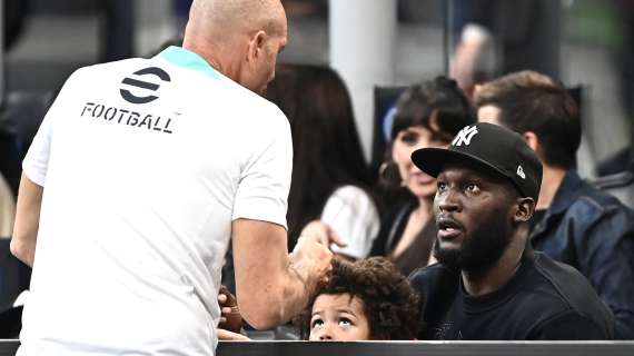 Inter, Lukaku non è ancora in gruppo: il belga sta facendo le visite, resta in dubbio per sabato