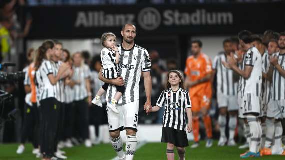 La Repubblica: "Juventus, gli addii diversi da parte di Chiellini e Dybala"
