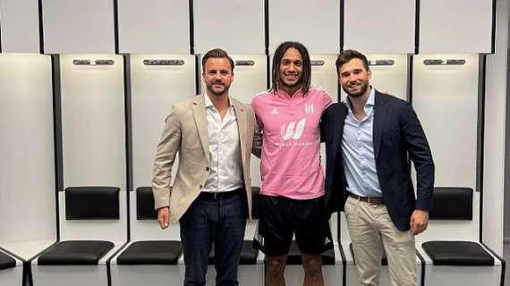UFFICIALE: Fulham, dal Wolfsburg arriva il laterale svizzero Kevin Mbabu. Contratto triennale