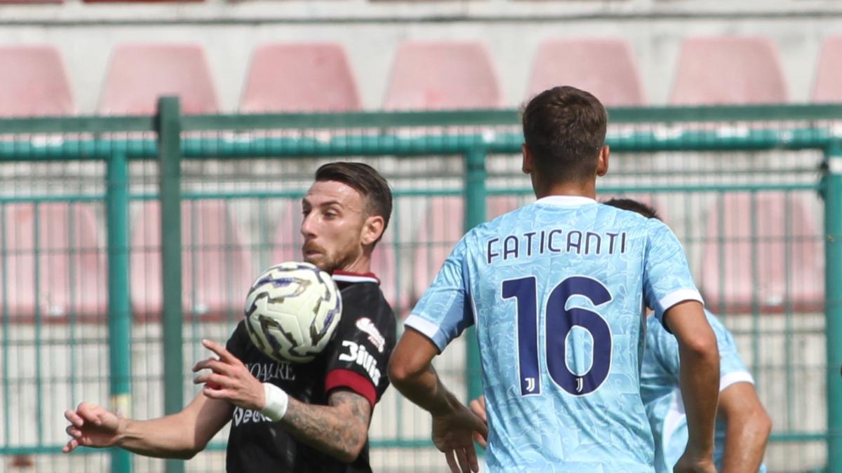 Arezzo, per Cianci il Foggia punta a chiudere: pronto un addio a titolo definitivo