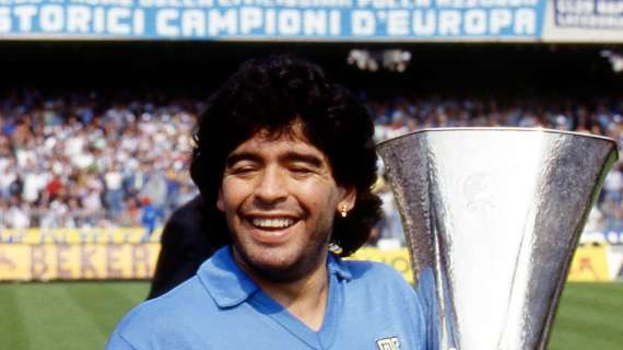 Addio Maradona. Il saluto del Napoli femminile: "Non abbiamo parole. Grazie di tutto"