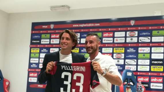TMW - Cagliari, le immagini di Luca Pellegrini con la nuova maglia
