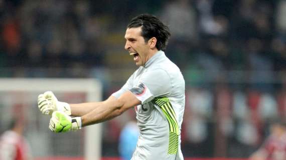 Buffon torna al Parma, i fedelissimi in gialloblù: Thuram e Cannavaro aprono la parata di stelle