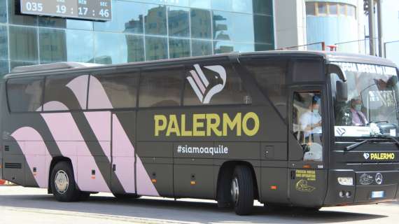 Palermo, la squadra entra nella bolla. Ma la gara con il Catanzaro è in bilico