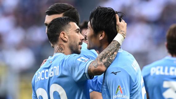 Kamada punge il Meazza vestito a festa, Lazio avanti sull'Inter: 1-0 al 45'