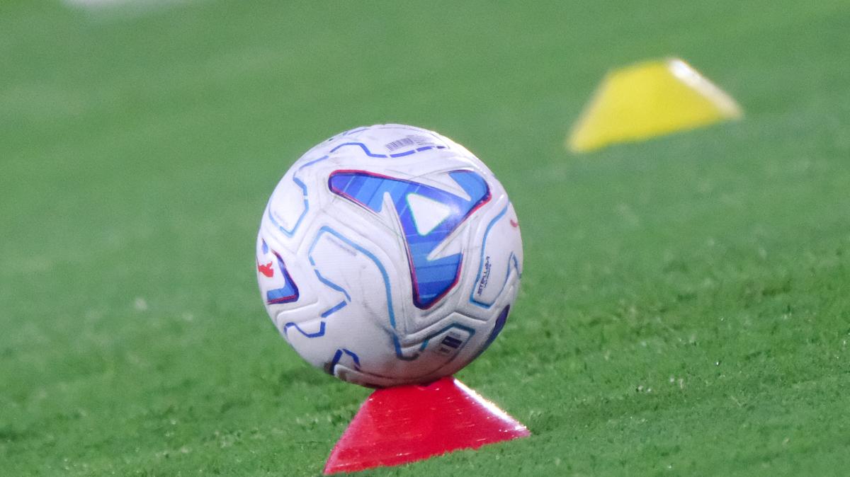 Il clima cambia anche il calcio, il meteorologo Betti: "Andranno ripensati i calendari"