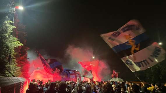 Atalanta qualificata in Champions, una folla ha accolto la squadra al rientro da Lecce