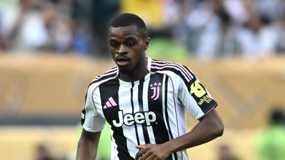 Kalulu combinaguai: gonfia la rete sbagliata, Juve di nuovo sotto col City