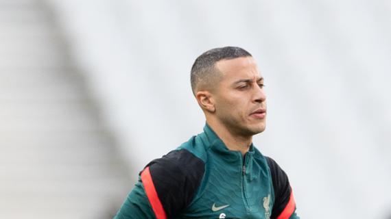 Ritorno al Barcellona per Thiago Alcantara. Entra a far parte dello staff di Flick