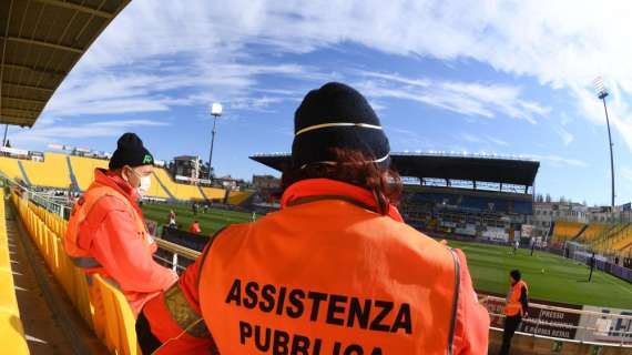 Possibile stop campionato: Parma-SPAL sospesa per altri 15 minuti