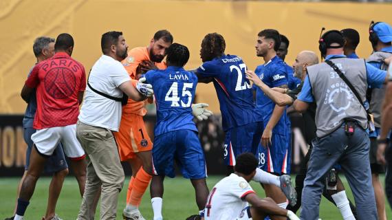 Frustrazione e rissa dopo la sconfitta contro il Chelsea: il PSG rivede vecchi fantasmi