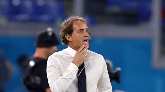 Il Messaggero: "Mancini si gusta lo show della sua Italia bella di notte"