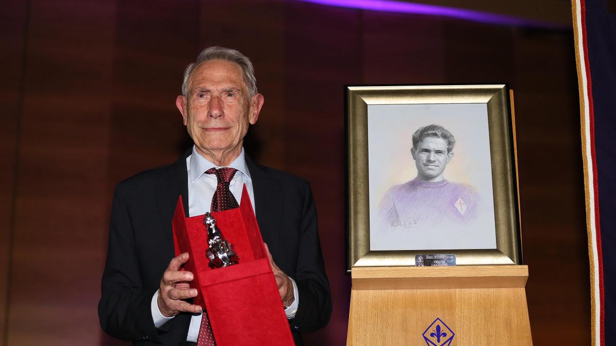 Lutto nel calcio, se ne va l'ultimo campione d'Italia della Fiorentina '56: addio a Carpanesi