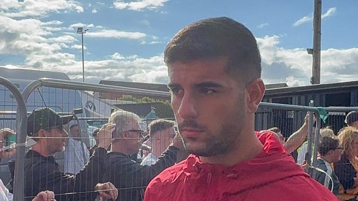 Roma, l'addio di Angelino libera la maglia numero 3: la prende subito Koulierakis