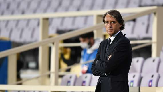 Mancini e la lotta Champions: "Tra Napoli e Juventus c'è un punto, tutto può accadere"