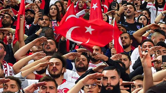 Coppa di Turchia, il Trabzonspor batte 0-4 il Karagumruk. Ora la finale contro il Besiktas