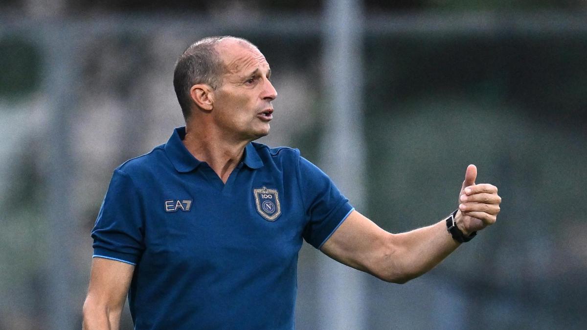 Napoli, Allegri: "Mercato? Contento così, livello alto e poi problema di liste"