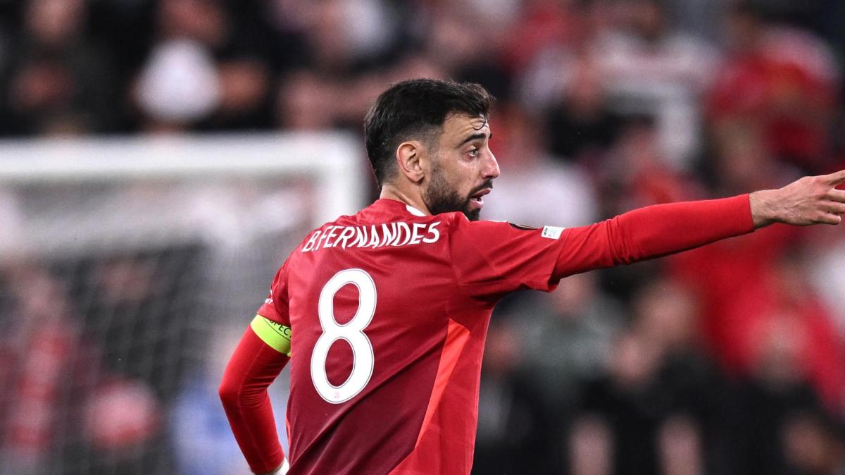 Bruno Fernandes, futuro incerto e clausola. Carrick: "Allo United non vorremmo perderlo"