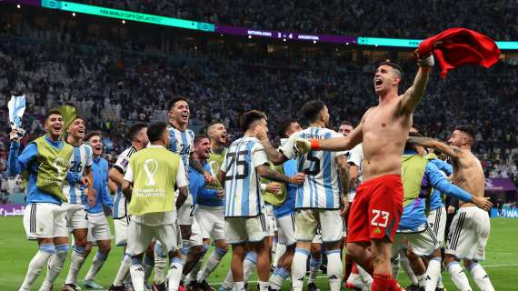 Argentina, Emiliano Martinez: "Perché 10 minuti di recupero, l'arbitro tifava Olanda?"