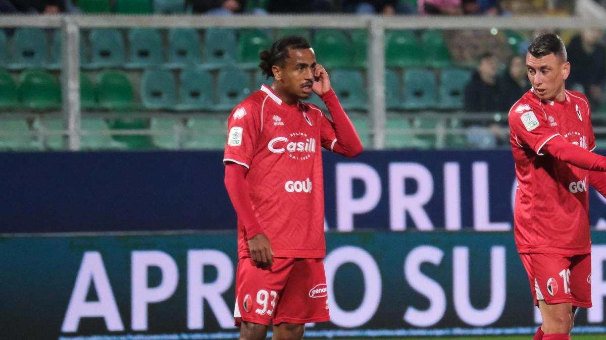 Catanzaro, si insiste per Dorval del Bari: c'è l'ok del terzino al trasferimento