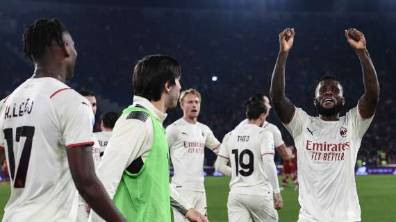 Serie A, la classifica aggiornata: il Milan non molla il Napoli, 2-1 alla Roma e aggancio in vetta