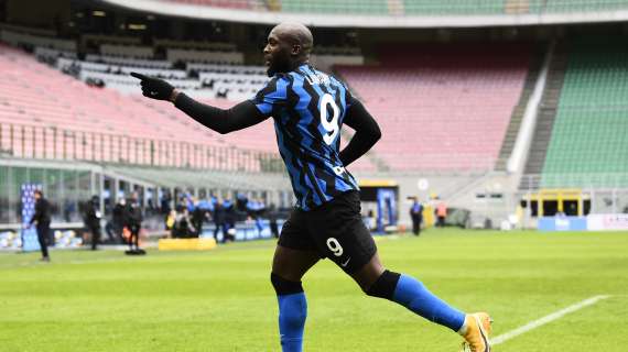 Inter, esami strumentali per Lukaku: nessuna lesione muscolare. Potrebbe partire per Genova