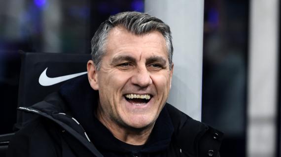 Vieri: "La Lazio non deve comprare un c***o, è arrivata in Champions con Romagnoli e Casale"