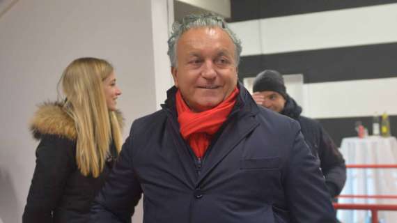 Ascoli, Pulcinelli in visita alla squadra: "Un piacere incontrare i vecchi e salutare i nuovi"