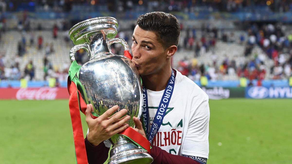 10 luglio 2016, la Francia è pronta a esplodere per l'Europeo. Ma vince il Portogallo