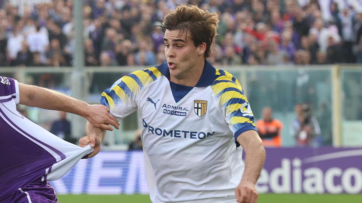 Immagine news primo piano TUTTO mercato WEB: notizie di calcio e calciomercato