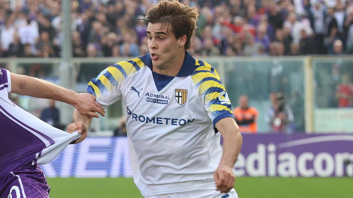 Parma, Cremaschi sta tornando: "Manca poco. Messi? Vuole sempre il meglio dai compagni"