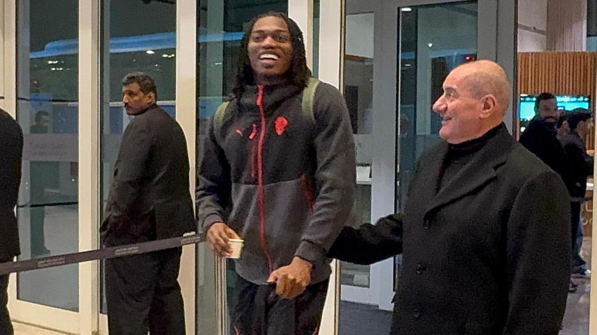 Inizia l'avventura a Riad del Milan: Allegri convoca Leao e Fofana, Gimenez e Gabbia no