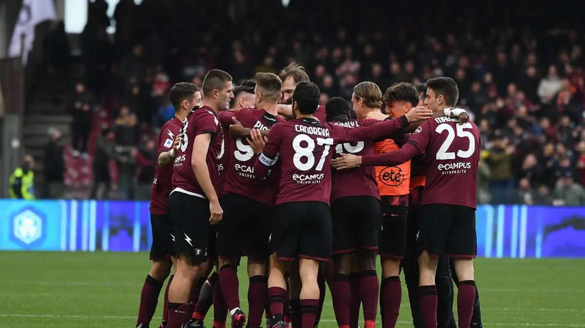 Salernitana-Bologna, formazioni ufficiali: out Piatek e Orsolini. Arnautovic, terza panchina di fila