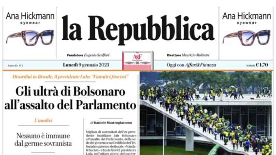 La Repubblica: "Scontri in autogrill tra i tifosi violenti di Roma e Napoli"