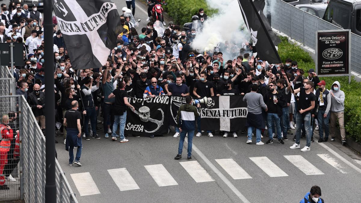 Spezia, inizio in salita senza i tifosi: vietata la trasferta a Grosseto ai liguri