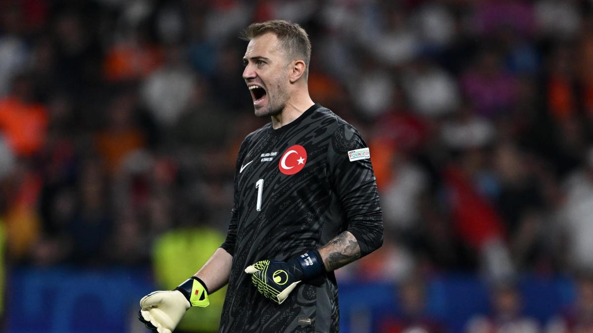 Si svincola il portiere della nazionale turca. Il Besiktas annuncia la separazione da Gunok