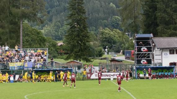 Torino, Radonjic-Bellanova per battere 2-1 il Modena. Scontri a Pinzolo