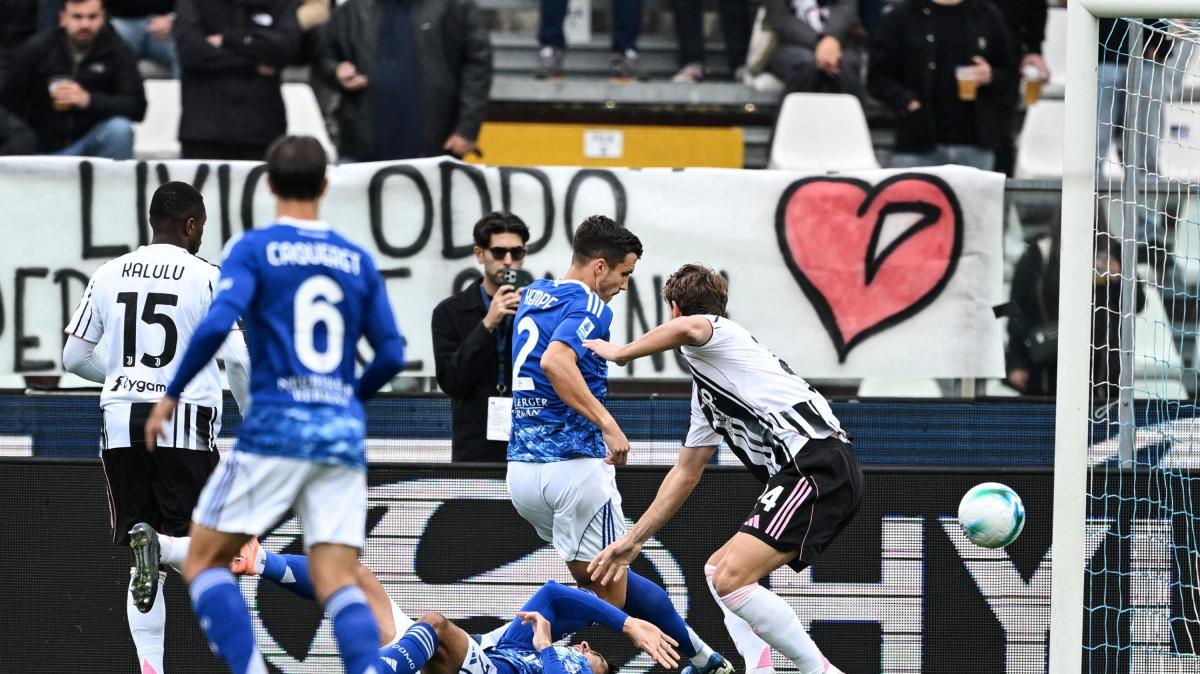 Kempf buca la Juventus, il Como trema ma regge: è 1-0 al Sinigaglia al 45'