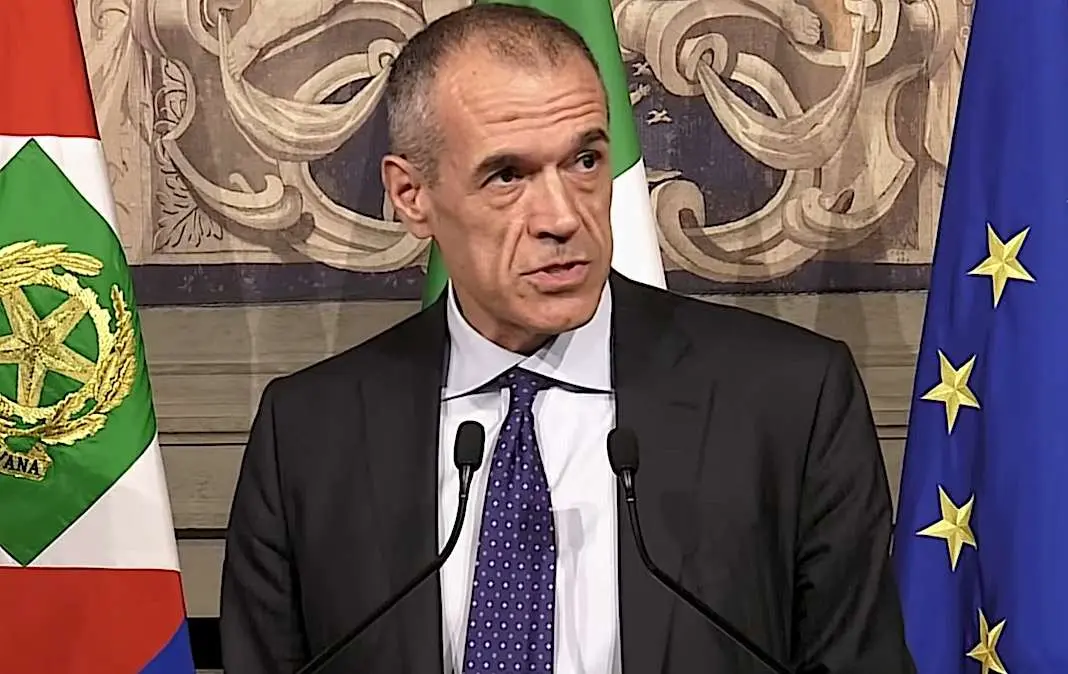 L'economista Cottarelli: "Salviamo i club italiani con l'azionariato popolare"