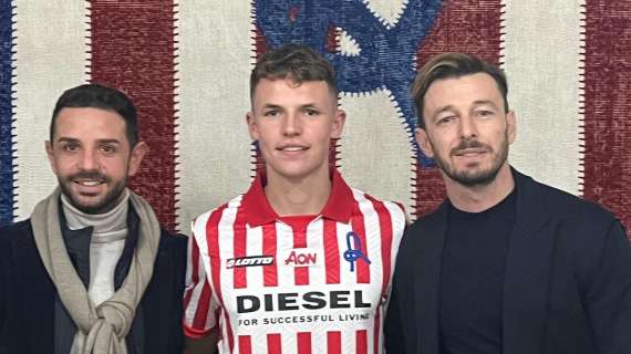 Giugliano, ceduto Enrico Oviszach a titolo definitivo al F.C. Crotone