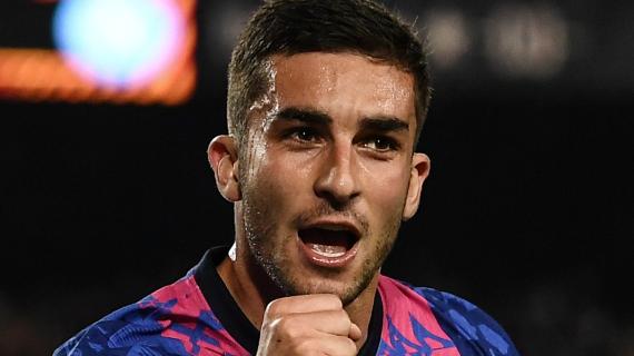 Il Barcellona completa la rimonta: Ferran Torres fa 2-2 al 38' contro l'Inter