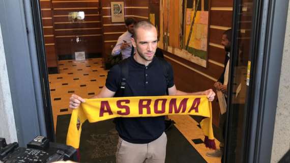 Lopez: "Felice di essere alla Roma, impossibile dire no a un club simile"