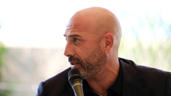 Carrarese, Calabro: "Finora ci sono mancati i risultati. Mercato? Valutazioni condivise"