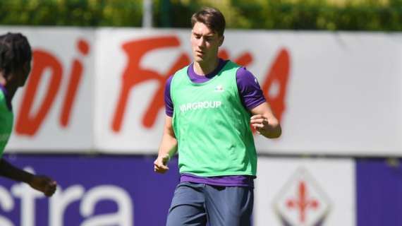 Fiorentina-Val di Fassa 21-0, tripletta di Vlahovic. Simeone ne fa due